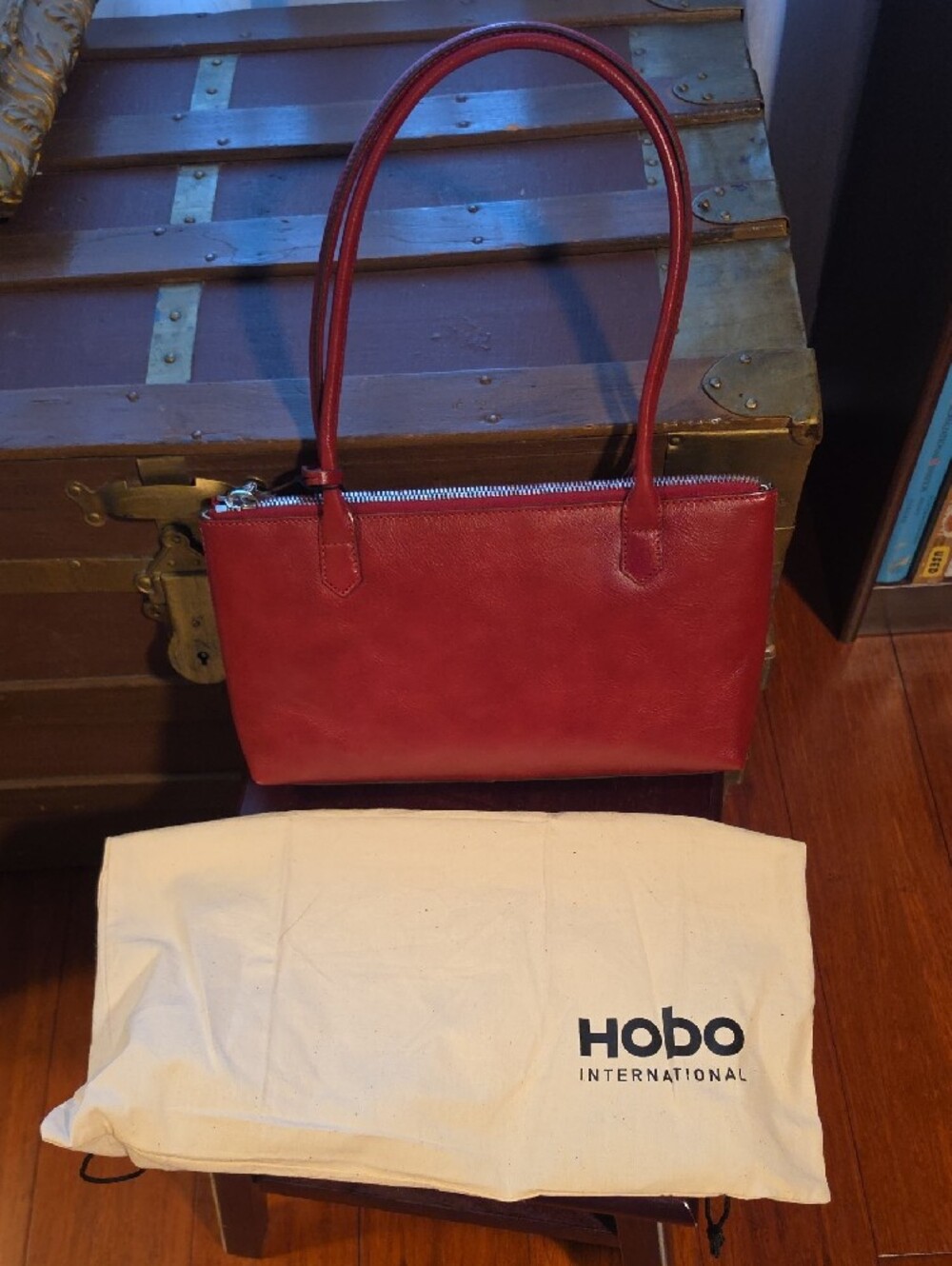 HOBO Red Leather Shoulder Tote with Double Handles - LOLA - Picture 2 of 4